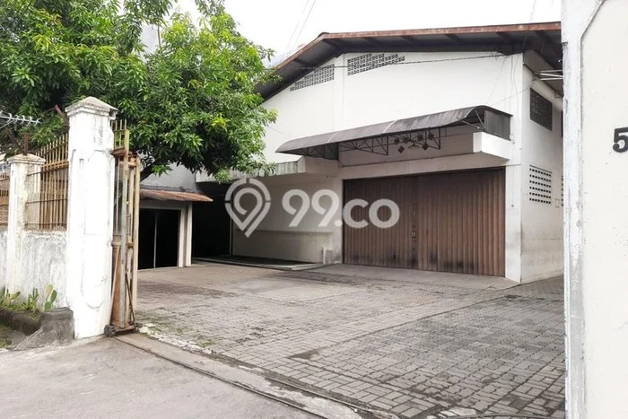 FOR SALE! Gudang di Kotagede Yogyakarta, LT 1196m2, LB 1141m2 FOR SALE! Gudang di Kotagede Yogyakarta, LT 1196m2, LB 1141m2