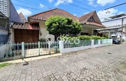 Jual Cepat Rumah LT 422m2m² / LB 385m2m² di Kawasan Komersial Demangan, Yogyakarta Jual Cepat Rumah LT 422m2m² / LB 385m2m² di Kawasan Komersial Demangan, Yogyakarta