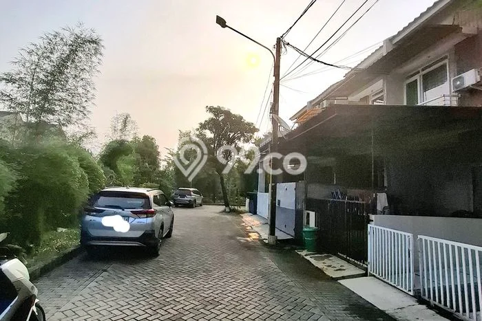 Rumah Minimalis 2 KT LT 48m2 di Taman Surya Rumah Minimalis 2 KT LT 48m2 di Taman Surya