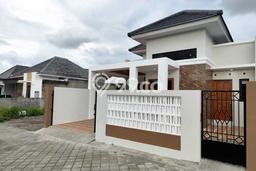 Rumah Modern Minimalis 3 KT Bisa Langsung Pindah di Ngemplak Rumah Modern Minimalis 3 KT Bisa Langsung Pindah di Ngemplak