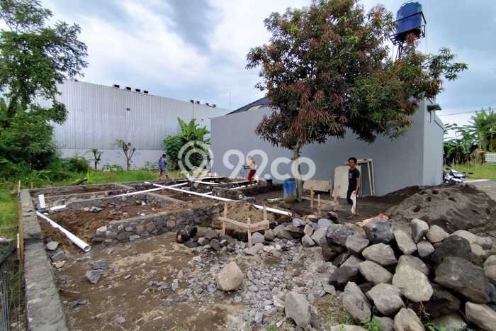 Dijual Cepat Rumah Bagus Siap Huni LB 85m2 di Kalasan, Sleman Dijual Cepat Rumah Bagus Siap Huni LB 85m2 di Kalasan, Sleman