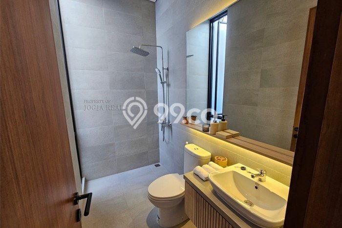 Best Deal Hunian Mewah Ideal dan Luas di Depok, Sleman Best Deal Hunian Mewah Ideal dan Luas di Depok, Sleman