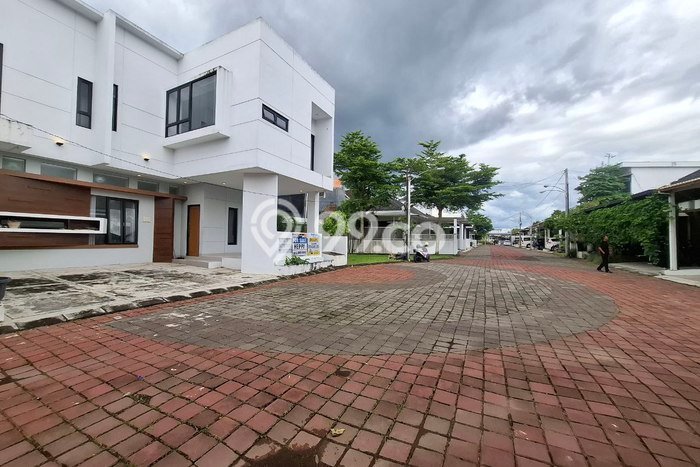 Dijual Cepat Rumah Bagus Siap Huni LB 145m2 di Ngaglik, Sleman Dijual Cepat Rumah Bagus Siap Huni LB 145m2 di Ngaglik, Sleman
