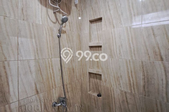 Jual Rumah Strategis Bagus Punya 4 KT di Wirobrajan Yogyakarta SHM Jual Rumah Strategis Bagus Punya 4 KT di Wirobrajan Yogyakarta SHM