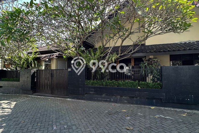 Dijual Rumah Premium dengan Fasilitas Sekitar Lengkap di Depok, Sleman Dijual Rumah Premium dengan Fasilitas Sekitar Lengkap di Depok, Sleman