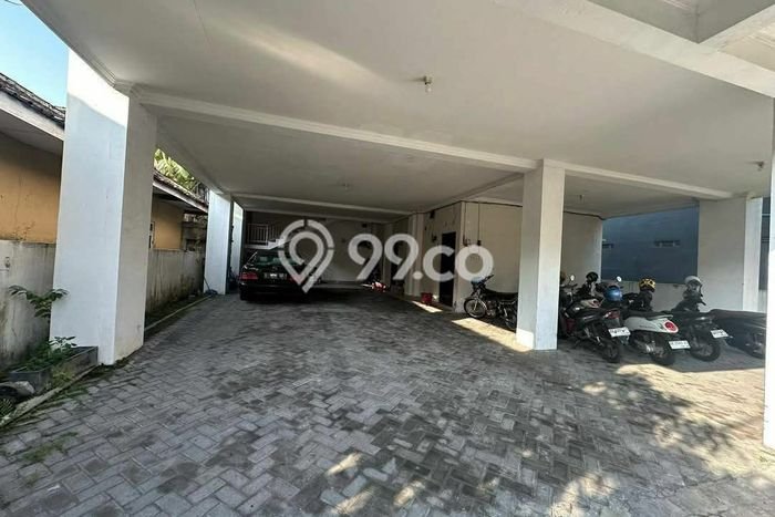 Rumah Kost untuk Dijual di Kalasan dengan 12 KT, 12 KM, Luas 260m2 Rumah Kost untuk Dijual di Kalasan dengan 12 KT, 12 KM, Luas 260m2