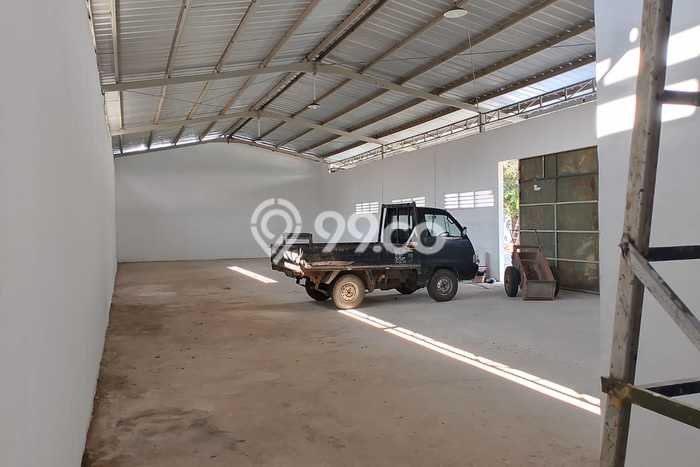 Gudang Bagus Dijual LB 700m2 Lokasi Strategis Tangerang Area Cocok untuk Berbisnis Gudang Bagus Dijual LB 700m2 Lokasi Strategis Tangerang Area Cocok untuk Berbisnis