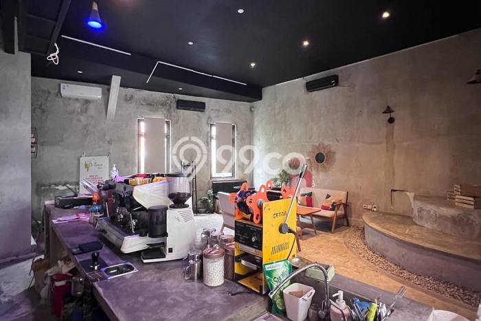 Ruko Kawasan Bisnis Kawasan Kebayoran Baru, Luas 400m2m², Jalan Utama Ruko Kawasan Bisnis Kawasan Kebayoran Baru, Luas 400m2m², Jalan Utama