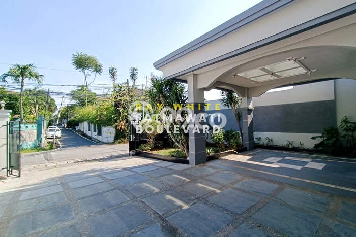 Jual Rumah Luas Megah Dengan View Cantik di Cipete, Jakarta Selatan Jual Rumah Luas Megah Dengan View Cantik di Cipete, Jakarta Selatan
