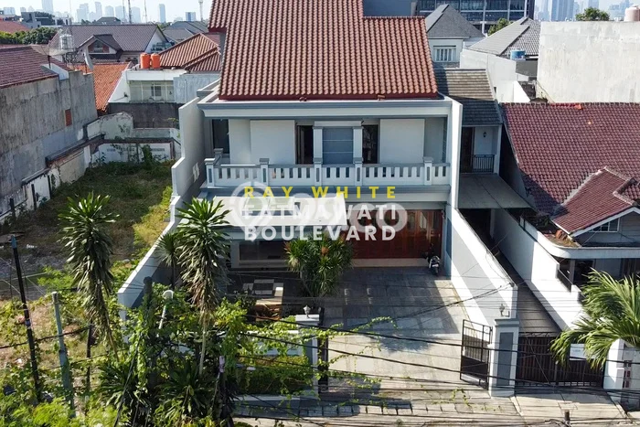 Jual Rumah Luas Megah Dengan View Cantik di Cipete, Jakarta Selatan Jual Rumah Luas Megah Dengan View Cantik di Cipete, Jakarta Selatan