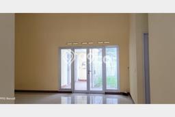 Jarang Ada! Rumah Kontrakan 3 Kamar Bagus Siap Huni Kota Baru Parahyangan Jarang Ada! Rumah Kontrakan 3 Kamar Bagus Siap Huni Kota Baru Parahyangan