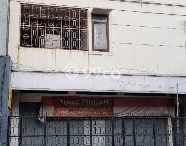 Area Ramai! Ruko Dijual di Pasar Kliwon untuk Bisnis Luas Bangunan 254m2 Area Ramai! Ruko Dijual di Pasar Kliwon untuk Bisnis Luas Bangunan 254m2