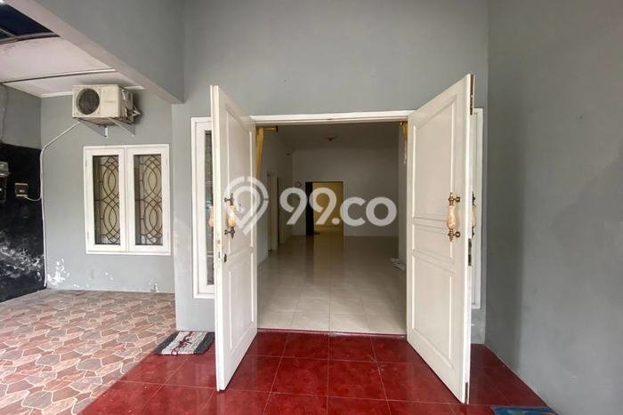 Jual Rumah Strategis Bagus Punya 3 KT di Waru Sidoarjo SHM Jual Rumah Strategis Bagus Punya 3 KT di Waru Sidoarjo SHM