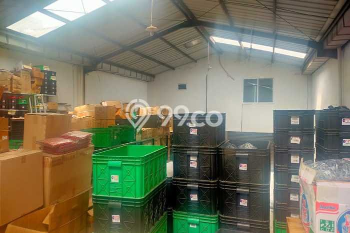 Dijual Gudang di Periuk, Luas 465m², Area Berkembang, Jalan Utama Dijual Gudang di Periuk, Luas 465m², Area Berkembang, Jalan Utama