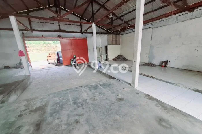 Disewakan Gudang di Pusat Kota Jakarta Barat Ramai Strategis Disewakan Gudang di Pusat Kota Jakarta Barat Ramai Strategis