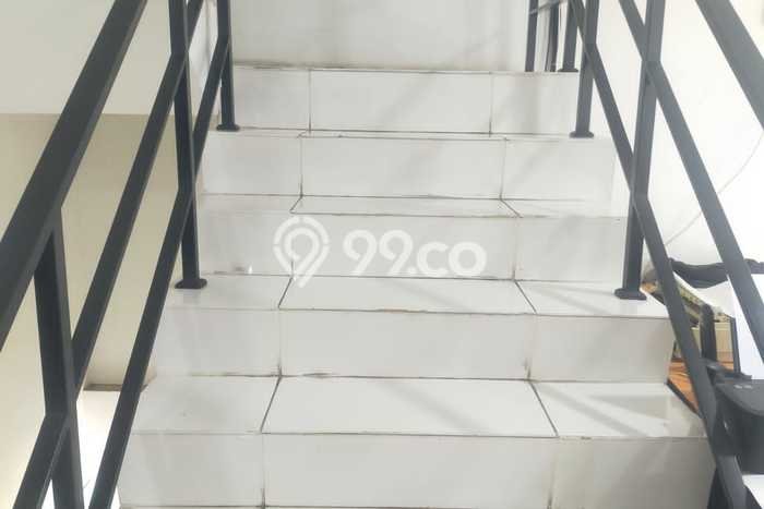 Dijual Gudang di Periuk, Luas 465m², Area Berkembang, Jalan Utama Dijual Gudang di Periuk, Luas 465m², Area Berkembang, Jalan Utama