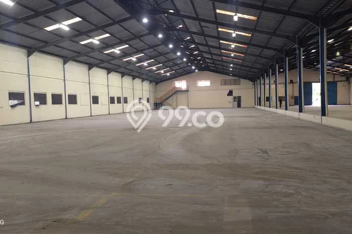 Area Strategis! Disewakan Gudang Lokasi Ciracas, Jakarta Timur Cocok untuk Bisnis Area Strategis! Disewakan Gudang Lokasi Ciracas, Jakarta Timur Cocok untuk Bisnis