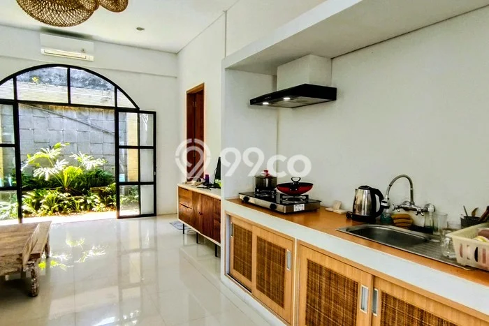 For Rent Vila Kawasan , Luas 0m2m², Lokasi Strategis For Rent Vila Kawasan , Luas 0m2m², Lokasi Strategis