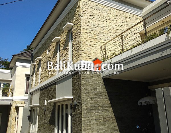 For Sale! Vila Kawasan , Dimensi 150m2m², Akses ke Fasilitas Umum For Sale! Vila Kawasan , Dimensi 150m2m², Akses ke Fasilitas Umum