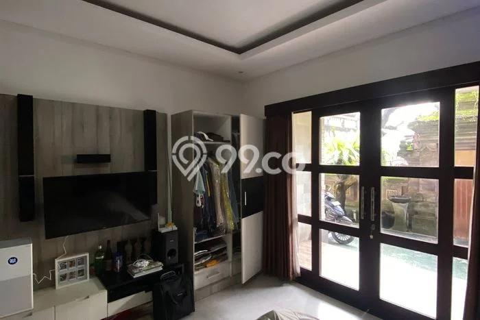 Rumah kawasan Denpasar Timur, Denpasar, LT 350m2m² LB 350m2m² Rumah kawasan Denpasar Timur, Denpasar, LT 350m2m² LB 350m2m²