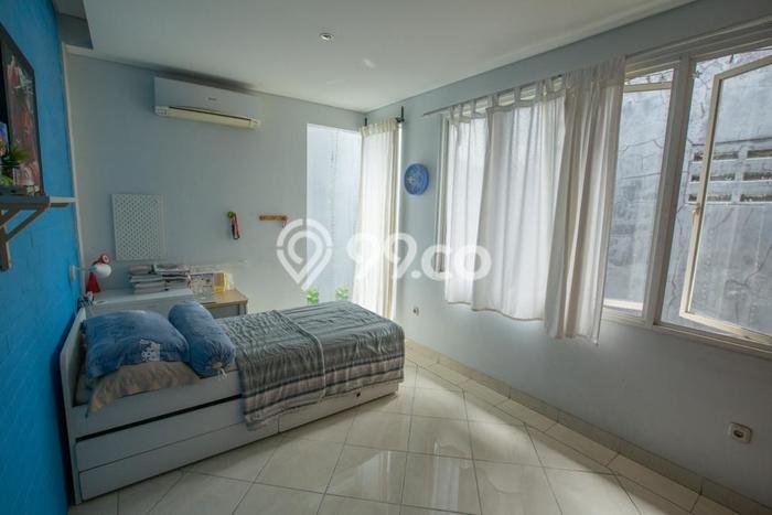 Rumah Modern 4 KT di BSD Pavillion Residence Tangerang Semi Furnished Rumah Modern 4 KT di BSD Pavillion Residence Tangerang Semi Furnished