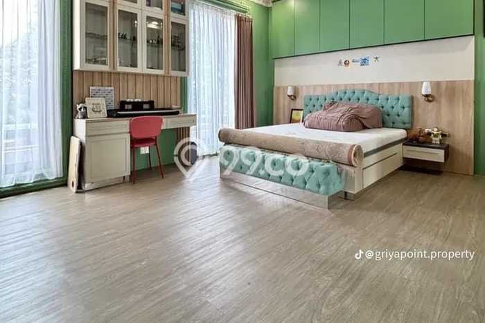 Hunian Eksklusif Dijual LT 1428m2 di Cinere, Depok Hunian Eksklusif Dijual LT 1428m2 di Cinere, Depok