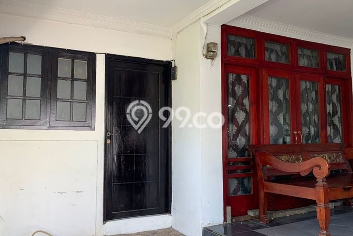 Hunian Cantik Modern Lb 221m2 di Pamulang, Tangerang Selatan Hunian Cantik Modern Lb 221m2 di Pamulang, Tangerang Selatan