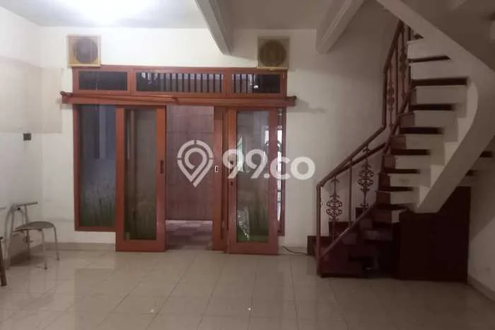Rumah Modern 3 KT di Bintaro Tangerang Selatan Unfurnished Rumah Modern 3 KT di Bintaro Tangerang Selatan Unfurnished