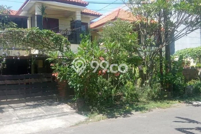 Siap Huni Rumah Mewah 5 Kamar di Rungkut Dekat ke Mana Pun Siap Huni Rumah Mewah 5 Kamar di Rungkut Dekat ke Mana Pun