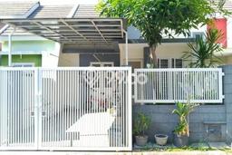 Rumah Modern Minimalis 2 KT Siap Huni di Rungkut Rumah Modern Minimalis 2 KT Siap Huni di Rungkut