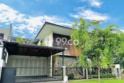 Rumah Elit LB 500m2 Siap Pakai Desain Elegan di Dukuh Kupang, Surabaya Rumah Elit LB 500m2 Siap Pakai Desain Elegan di Dukuh Kupang, Surabaya
