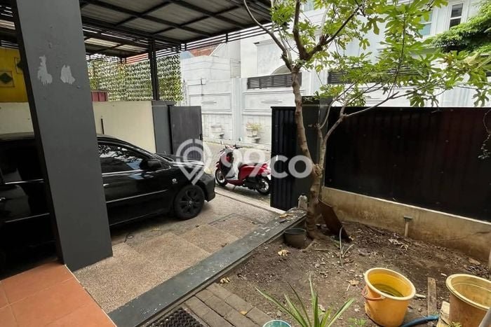 Dijual Rumah Minimalis Bagus Punya 4 KT di Jambangan Surabaya SHM Dijual Rumah Minimalis Bagus Punya 4 KT di Jambangan Surabaya SHM