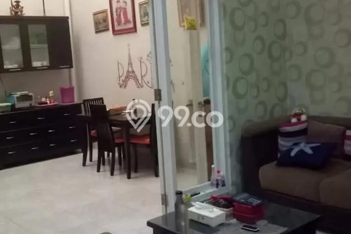 Rumah Luas Asri 5 KT Siap Huni di Manyar Surabaya Rumah Luas Asri 5 KT Siap Huni di Manyar Surabaya