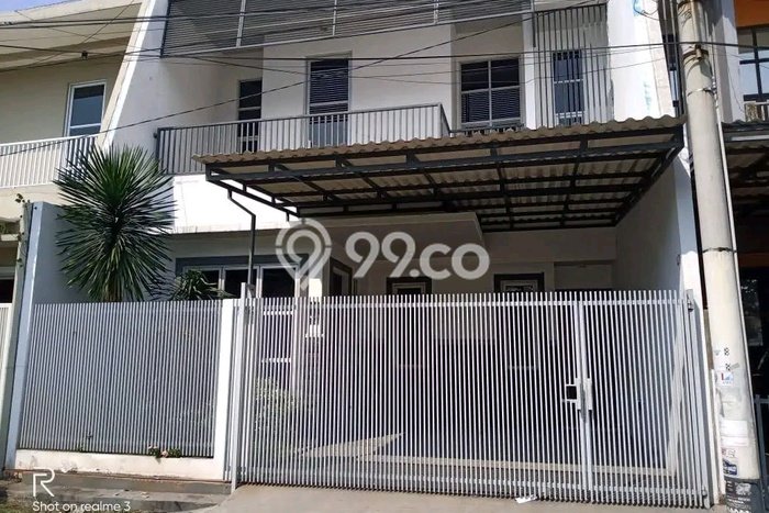 Jual Rumah Minimalis Bagus Punya 5 KT di Jambangan Surabaya SHM Jual Rumah Minimalis Bagus Punya 5 KT di Jambangan Surabaya SHM