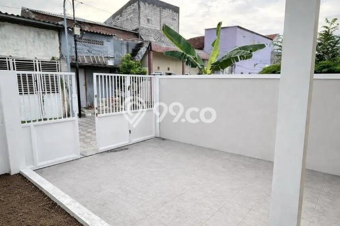 Rumah Luas Asri 2 KT Siap Pakai di Medokan Ayu Surabaya Rumah Luas Asri 2 KT Siap Pakai di Medokan Ayu Surabaya