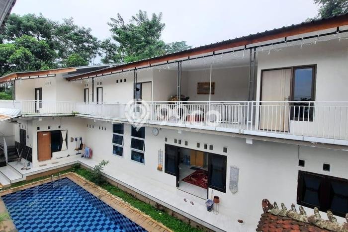 Rumah Terawat di Wonotunggal, Batang, Luas Tanah 742m2m², Luas Bangunan 800m2m² Rumah Terawat di Wonotunggal, Batang, Luas Tanah 742m2m², Luas Bangunan 800m2m²