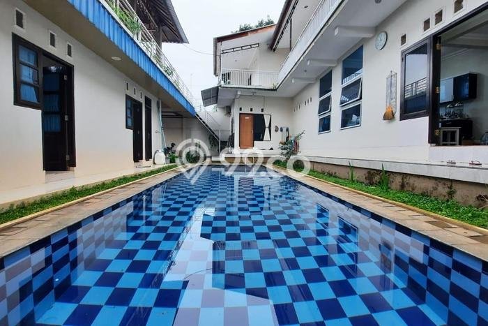 Rumah Terawat di Wonotunggal, Batang, Luas Tanah 742m2m², Luas Bangunan 800m2m² Rumah Terawat di Wonotunggal, Batang, Luas Tanah 742m2m², Luas Bangunan 800m2m²