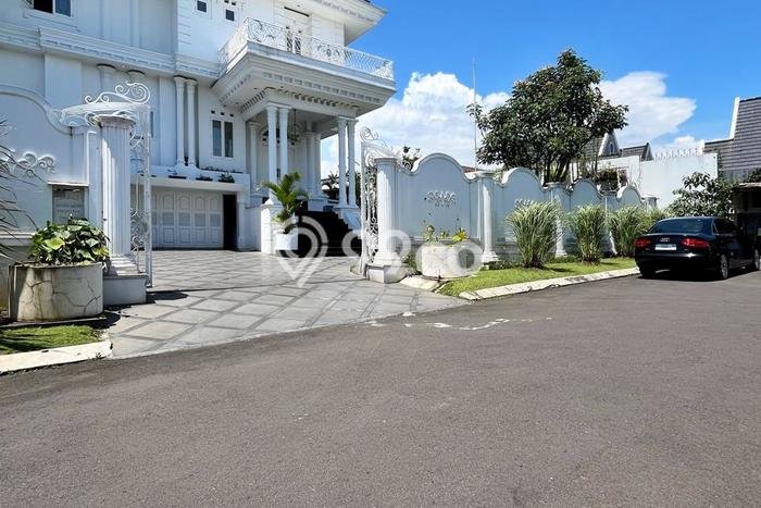 Rumah Luxury Modern Siap Huni di Pasteur Bandung Rumah Luxury Modern Siap Huni di Pasteur Bandung