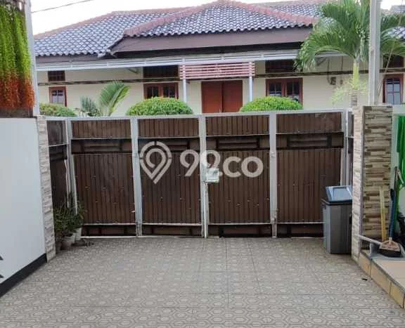 PROPERTI UNGGULAN! Rumah Strategis di Rancaekek, Luas 72m² Bangunan 60m² PROPERTI UNGGULAN! Rumah Strategis di Rancaekek, Luas 72m² Bangunan 60m²