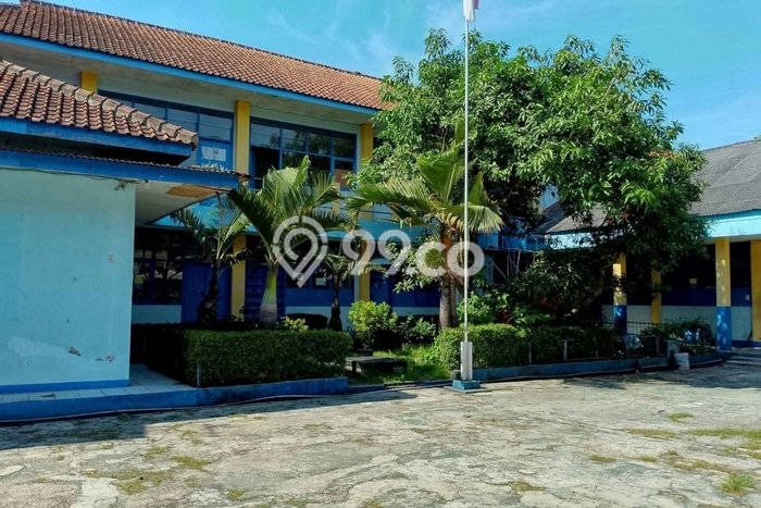 Untuk Dijual Komersial di Kiaracondong Bandung LT 1445m2 / LB 300m2 Untuk Dijual Komersial di Kiaracondong Bandung LT 1445m2 / LB 300m2