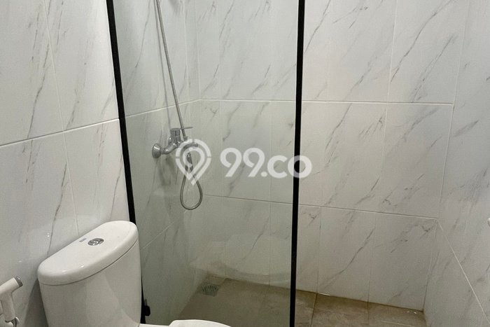 Dijual Rumah 3 Kamar Lokasi Ideal Nyaman dan Strategis di BSD Dijual Rumah 3 Kamar Lokasi Ideal Nyaman dan Strategis di BSD