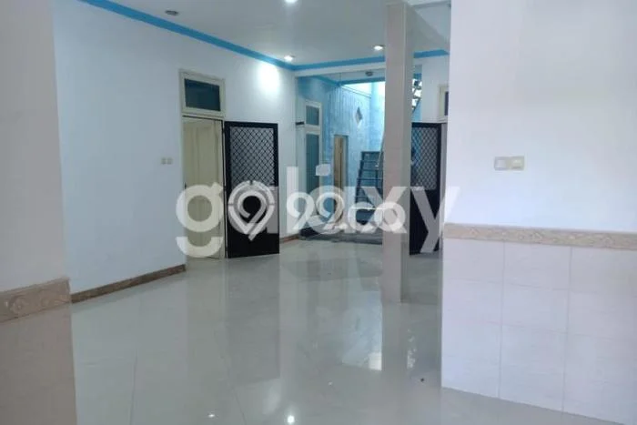 Lokasi terbaik! Rumah siap huni dikontrakkan di Mulyorejo LB 180m2 Lokasi terbaik! Rumah siap huni dikontrakkan di Mulyorejo LB 180m2