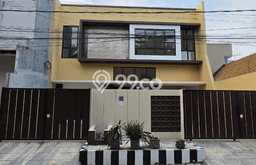 Siap Huni Rumah Mewah 4 Kamar di Tenggilis Mejoyo Dekat ke Mana Saja Siap Huni Rumah Mewah 4 Kamar di Tenggilis Mejoyo Dekat ke Mana Saja