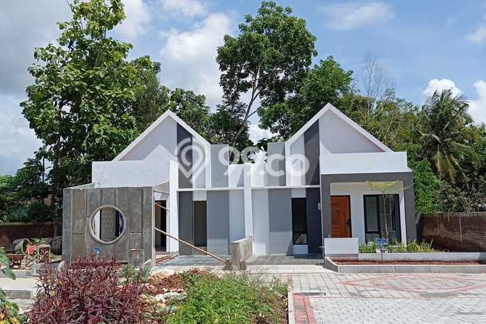 Rumah Sederhana Dijual di Wonosari 2 Kamar dengan Luas Tanah 80m2 Rumah Sederhana Dijual di Wonosari 2 Kamar dengan Luas Tanah 80m2