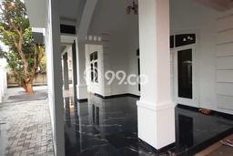 Rumah Elit Modern Siap Huni di Lebak Bulus Jakarta Selatan Rumah Elit Modern Siap Huni di Lebak Bulus Jakarta Selatan