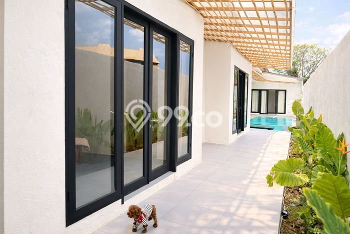 INVESTASI POTENSIAL! Vila Kawasan Denpasar Barat, Area 240m2m², Lingkungan Strategis INVESTASI POTENSIAL! Vila Kawasan Denpasar Barat, Area 240m2m², Lingkungan Strategis
