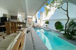 FOR SALE! Vila Kawasan , Luas 120m2m², Lokasi Strategis FOR SALE! Vila Kawasan , Luas 120m2m², Lokasi Strategis