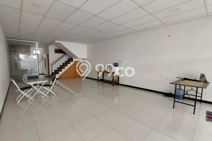 Kantor Area Strategis Kawasan , Luas 220m2m², Disewakan Kantor Area Strategis Kawasan , Luas 220m2m², Disewakan