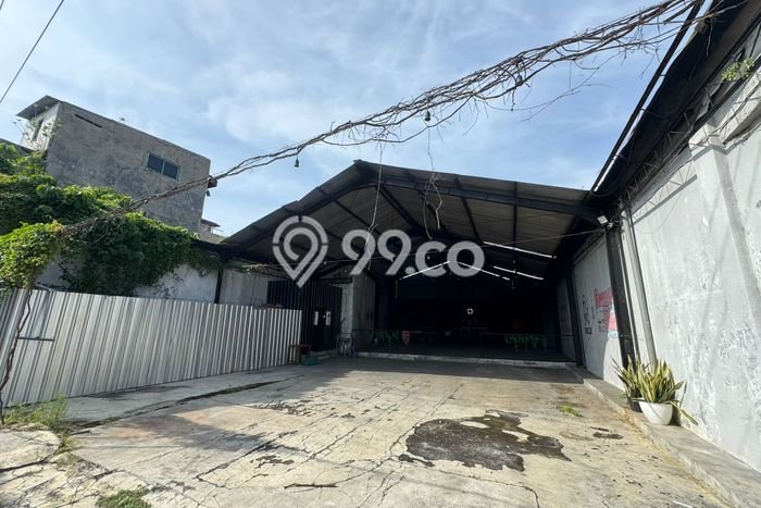 Gudang Bagus Dijual LB 250m2 Lokasi Strategis Semarang Area Cocok untuk Bisnis Gudang Bagus Dijual LB 250m2 Lokasi Strategis Semarang Area Cocok untuk Bisnis