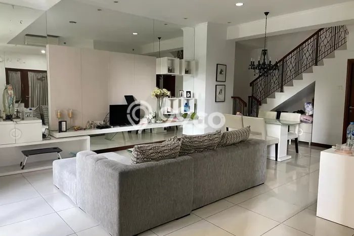Siap Huni Apartemen di Surabaya 3 Kamar & 2 Kamar Mandi, Luas 164m2 Siap Huni Apartemen di Surabaya 3 Kamar & 2 Kamar Mandi, Luas 164m2